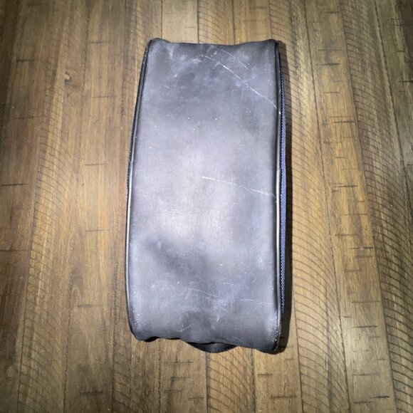 Versace Parfums Navy Blue Mesh Toiletry / Travel Bag Pouch - Picture 5 of 12